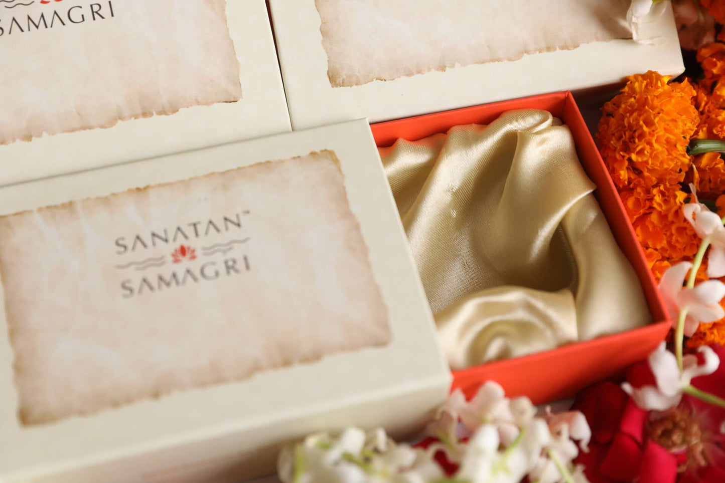 Sanatan Samagri Premium Gift Box